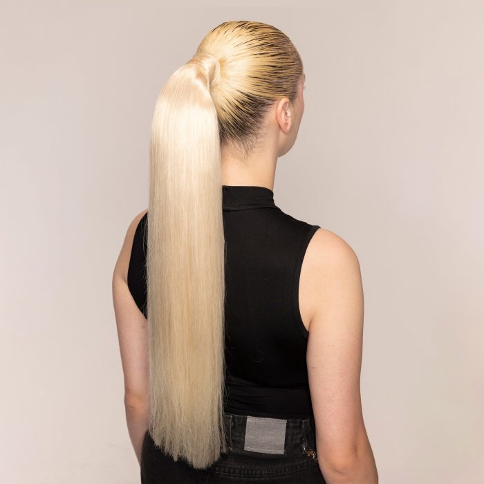 PDP 20 in 100 g 0 ponytail butterblonde alt2 2700x2700 ba6a28c8 4f7b 4644 bd63 9ad6397c8c06 scaled