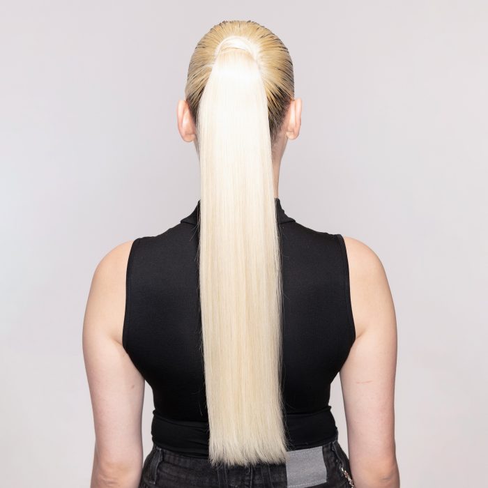 PDP 24 in 120 g 1 ponytail ashblonde alt1 2700x2700 d9e85c9a 0c9c 47a4 a6ef 25e4d40486cd scaled